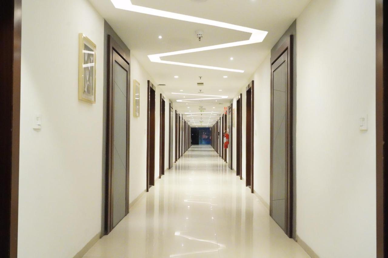 Regenta Inn Ranip Ahmedabad Bagian luar foto
