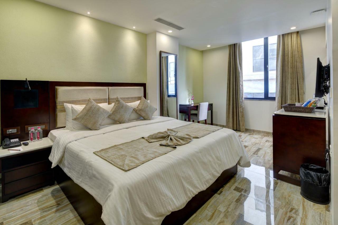Regenta Inn Ranip Ahmedabad Bagian luar foto